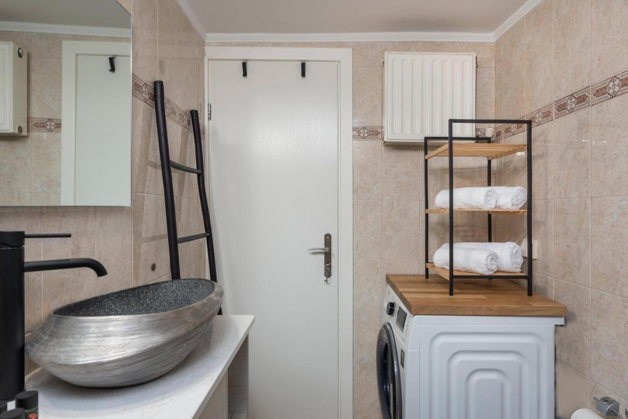 Old Harbor Apartment Luxury Living Chania خانيا المظهر الخارجي الصورة